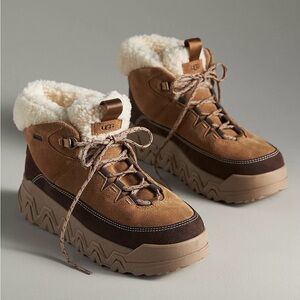 UGG Women’s TerreTrail Cozy Lace Boots – Size 7.5